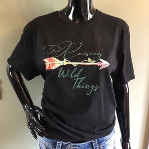 Raising wild things printed t-shirt